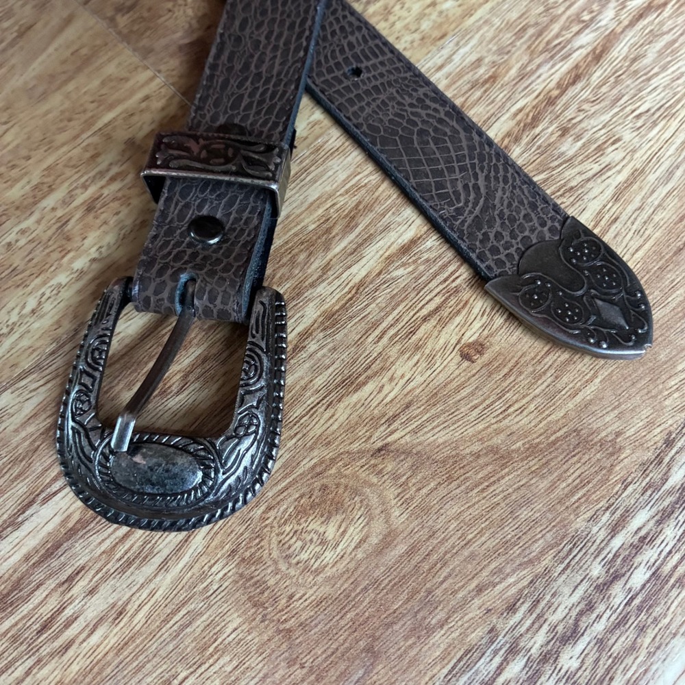 Vintage Western Belt Brown Snakeskin Embossed Silver Buckle Size 8 Cowgirl Boho